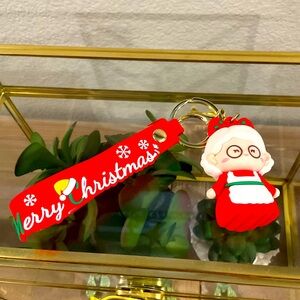 Oh so cute Mrs. Claus Keychain, Merry Christmas!